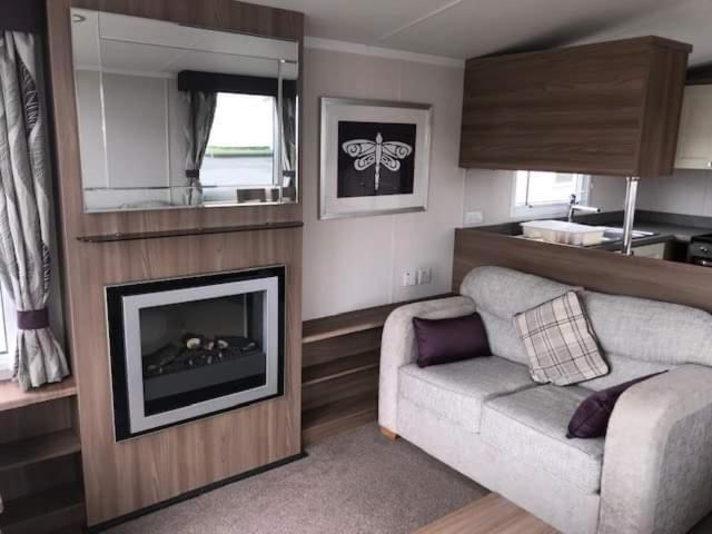3 Bedroomed Caravan With Amazing Sea Views! Scarborough Kültér fotó